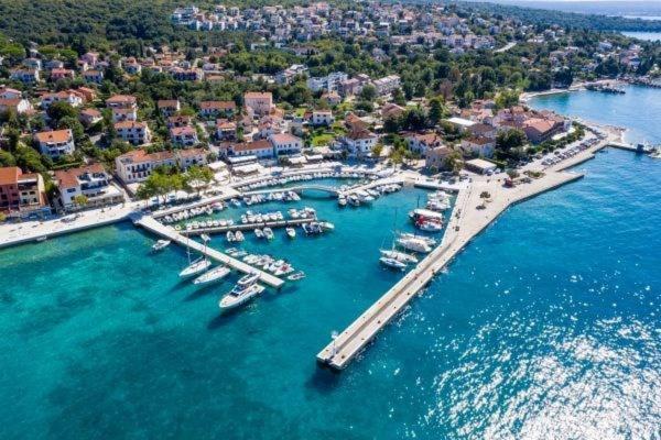 Bellmar Apartments Njivice Εξωτερικό φωτογραφία